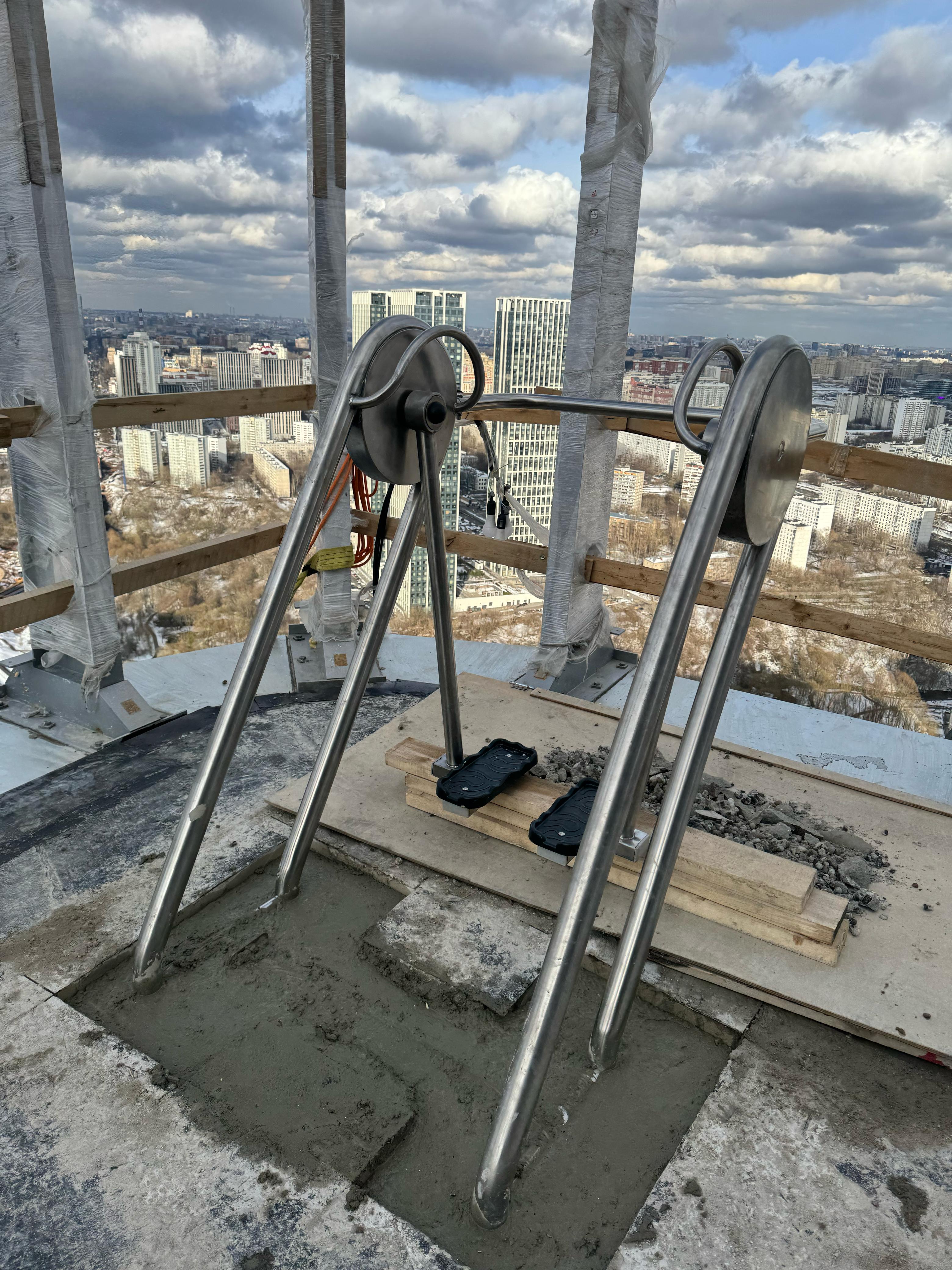 А-0103 Воздушный ход (ходули) уличный тренажер