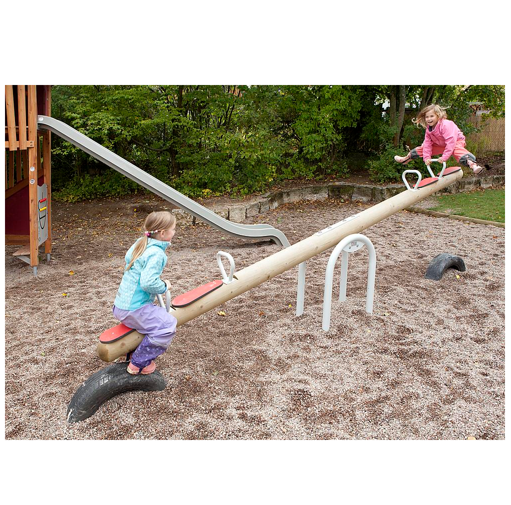 Балансир четырехместный на стальной опоре