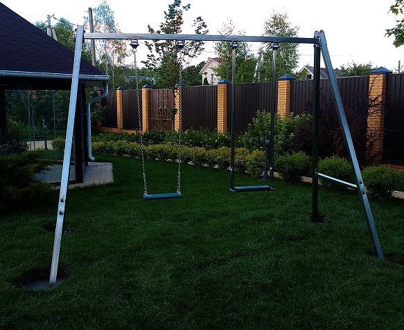 Качели из нержавеющей стали двухместные