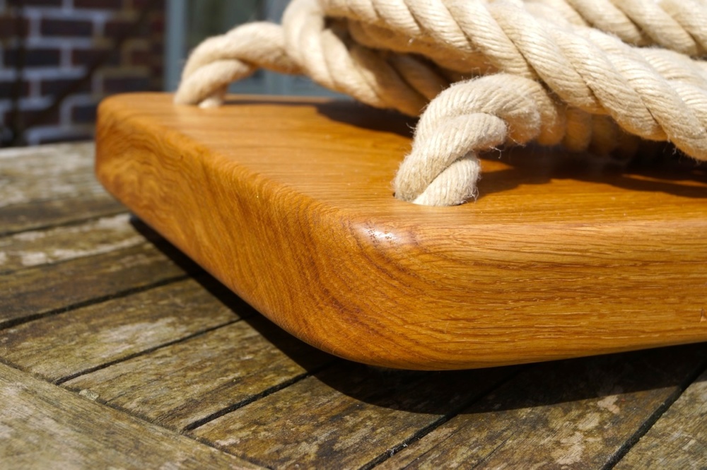 Сиденье для качелей из дерева