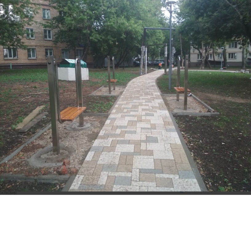 Хит лета 2019 г -  арки и качели из нержавеющей стали. Обустройство общественного пространства на Волгоградском проспекте (Москва).