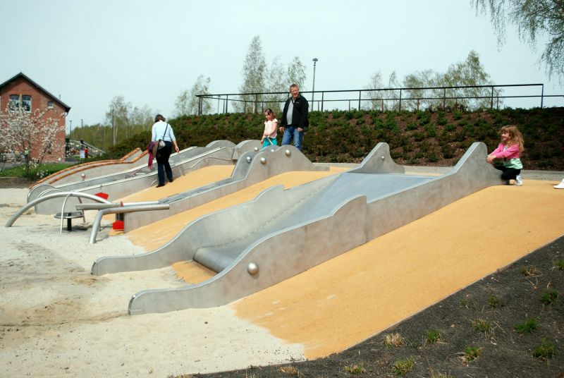 Горка на склон "Дельфин"