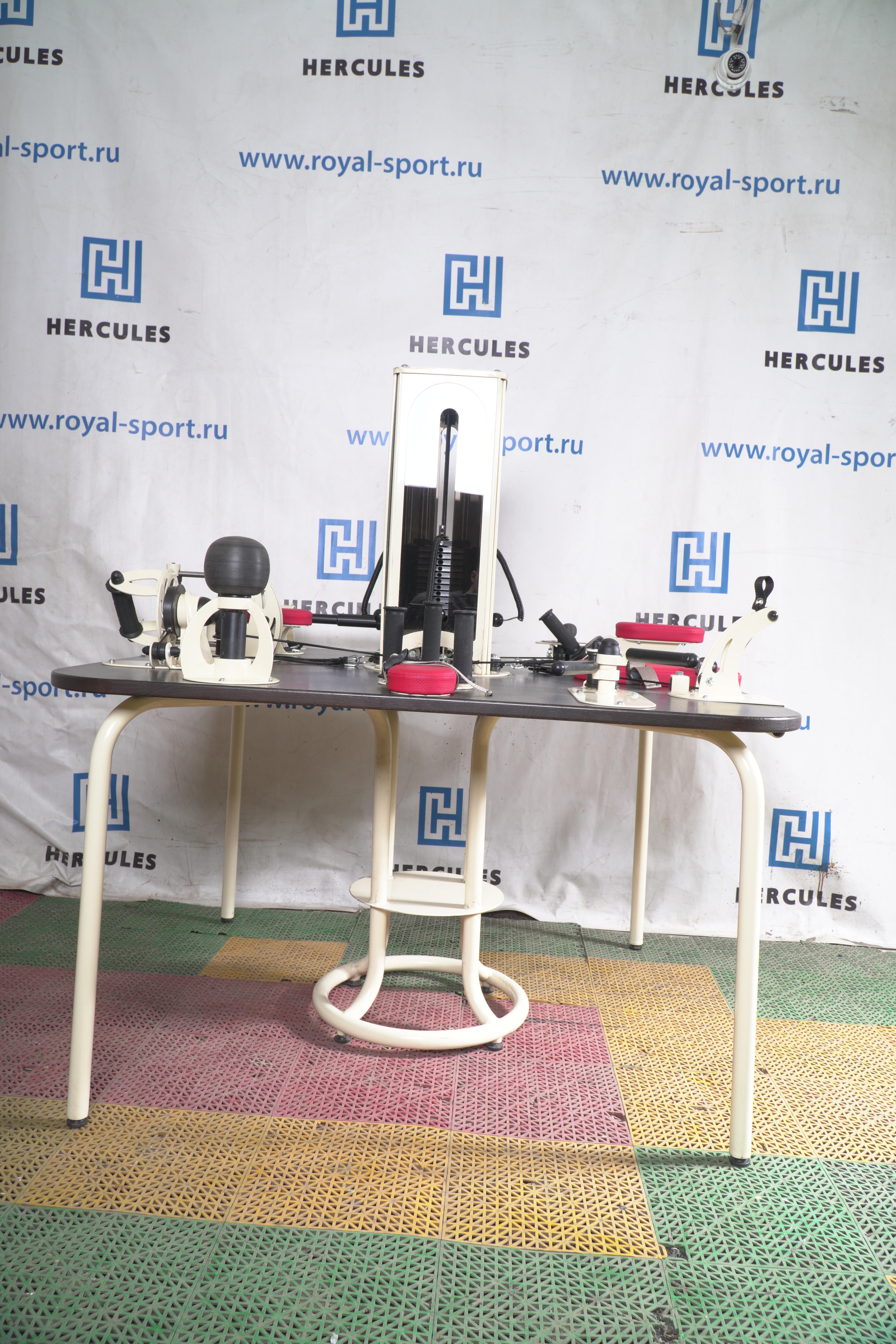 Многофункциональный стол для разработки мелкой моторики рук 
