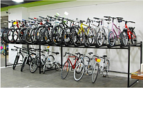 Стеллаж двухъярусный для хранения велосипедов на складе или в магазине на 12 мест