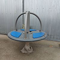 Карусель трехместная - 1 шт. Карусель трехместная - 1 шт.