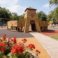 Детский игровой комплекс Замок с горкой